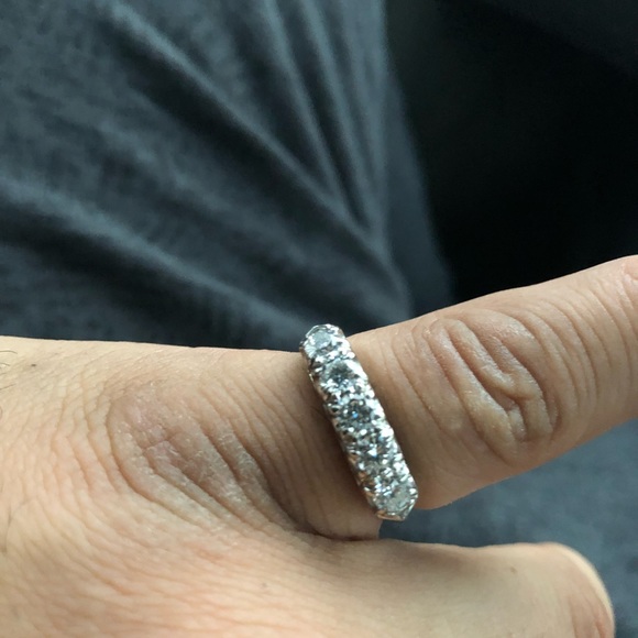 14k gold diamond ring - Picture 1 of 2